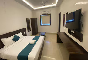 hotel shivali inn Suits